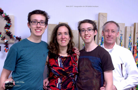 Famille de Christine Mercier lors de l'inauguration de sa boutique en 2017