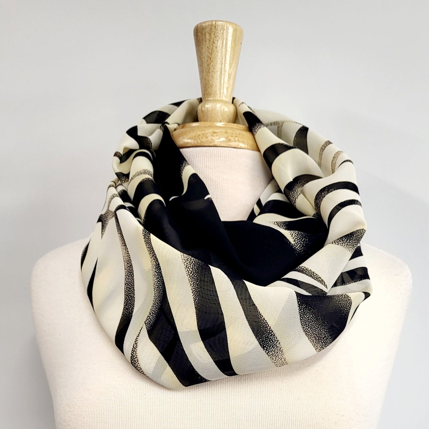 Foulard circulaire imprimé fougère : fait au Québec