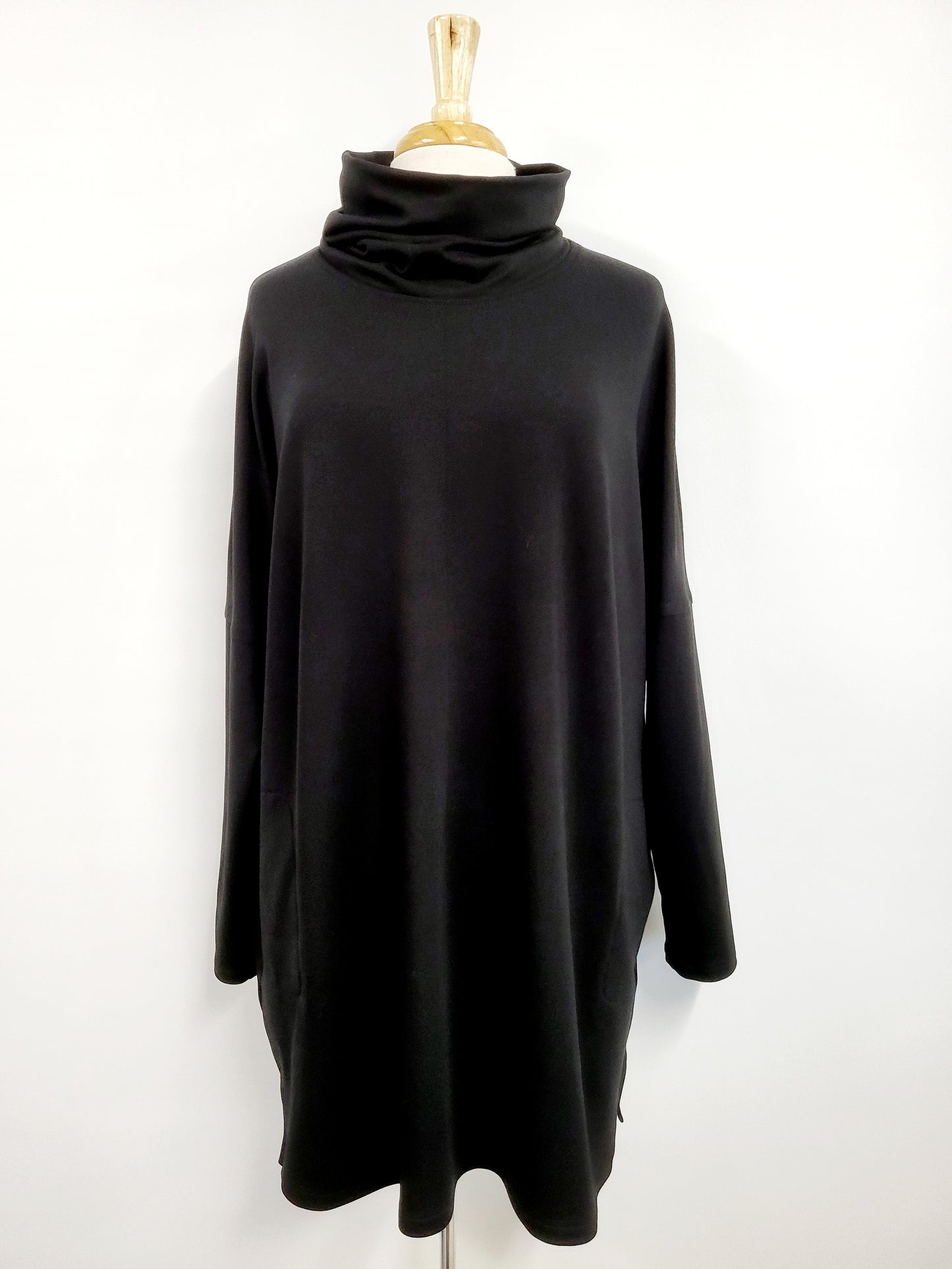"Nadine" dress/tunic with soft collar, BLACK