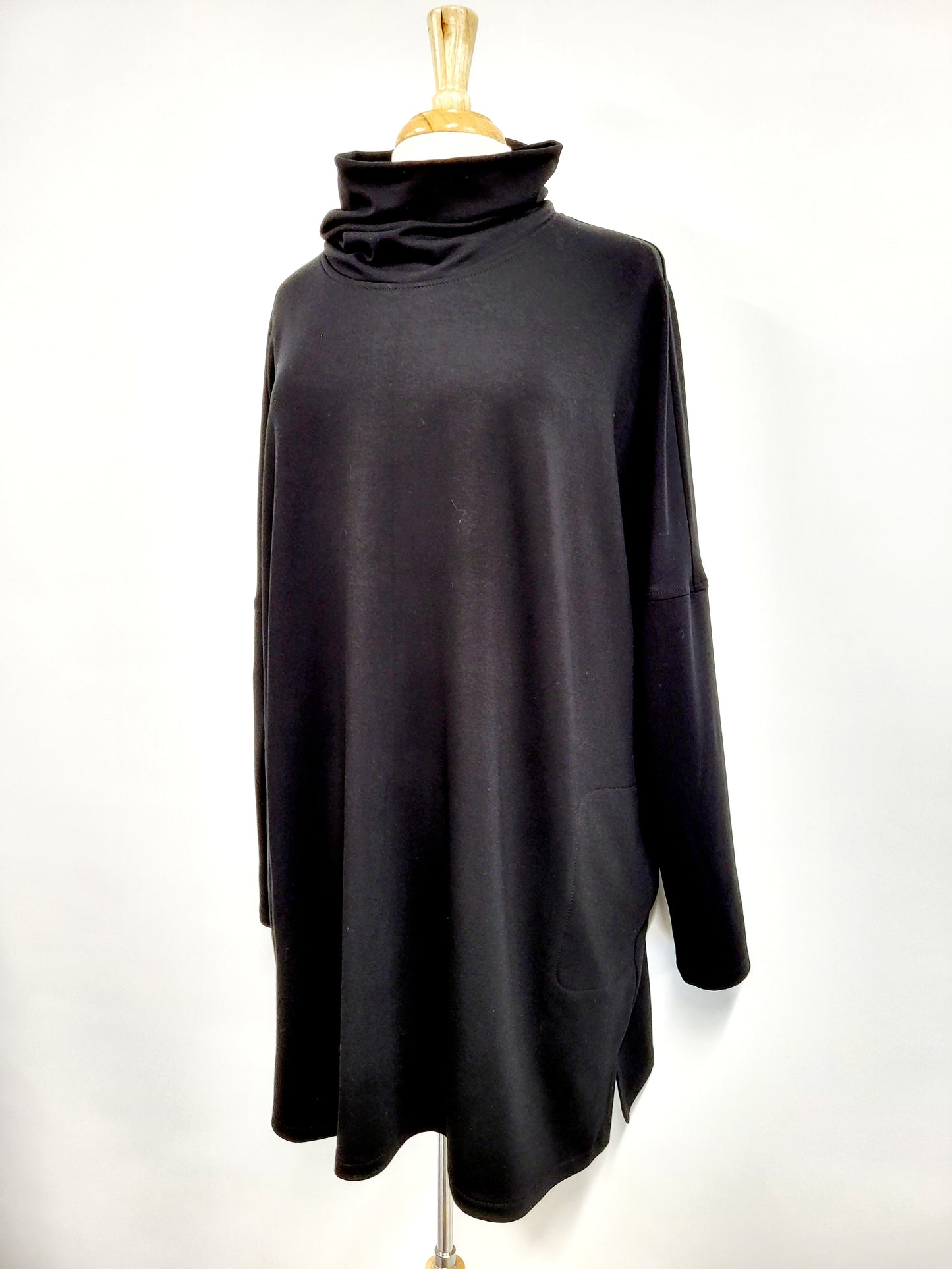"Nadine" dress/tunic with soft collar, BLACK