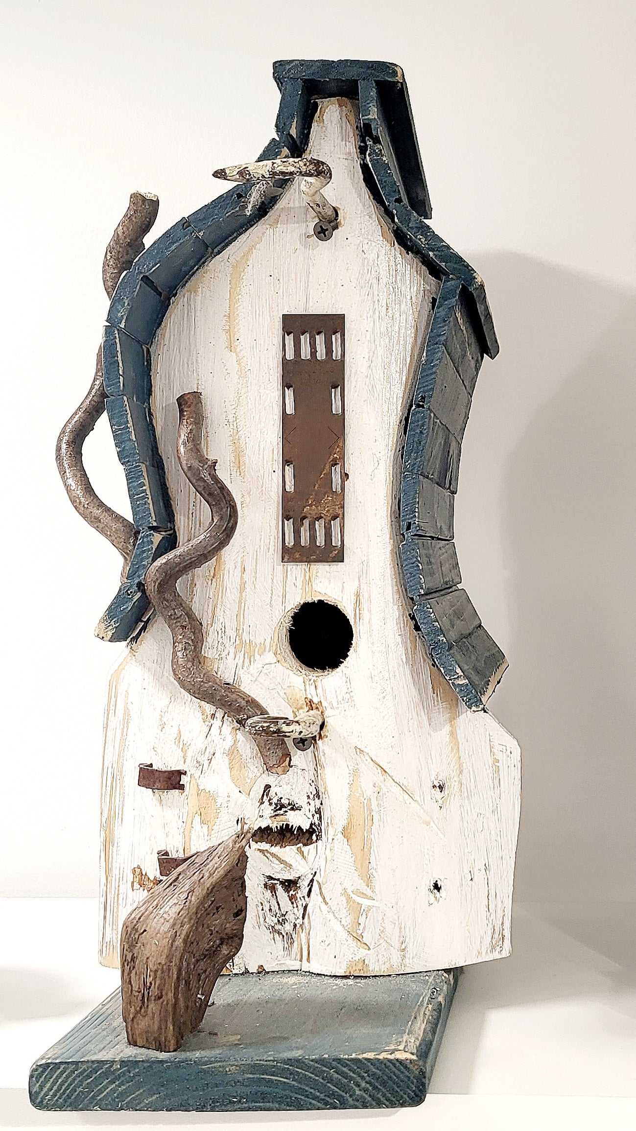 Cabane à oiseau en bois - Bertrand Massé