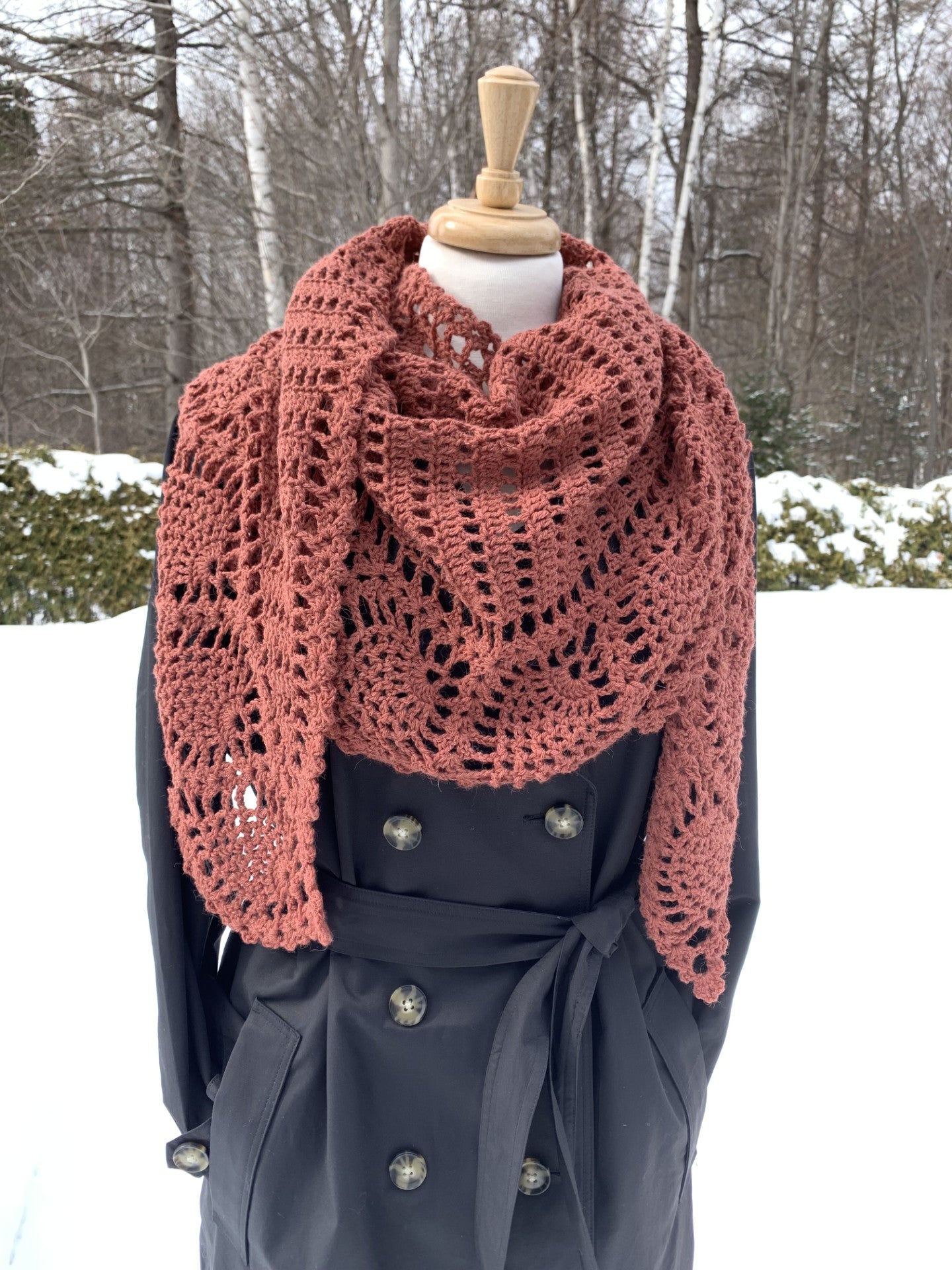 MPA - Salmon pink pineapple crochet shawl