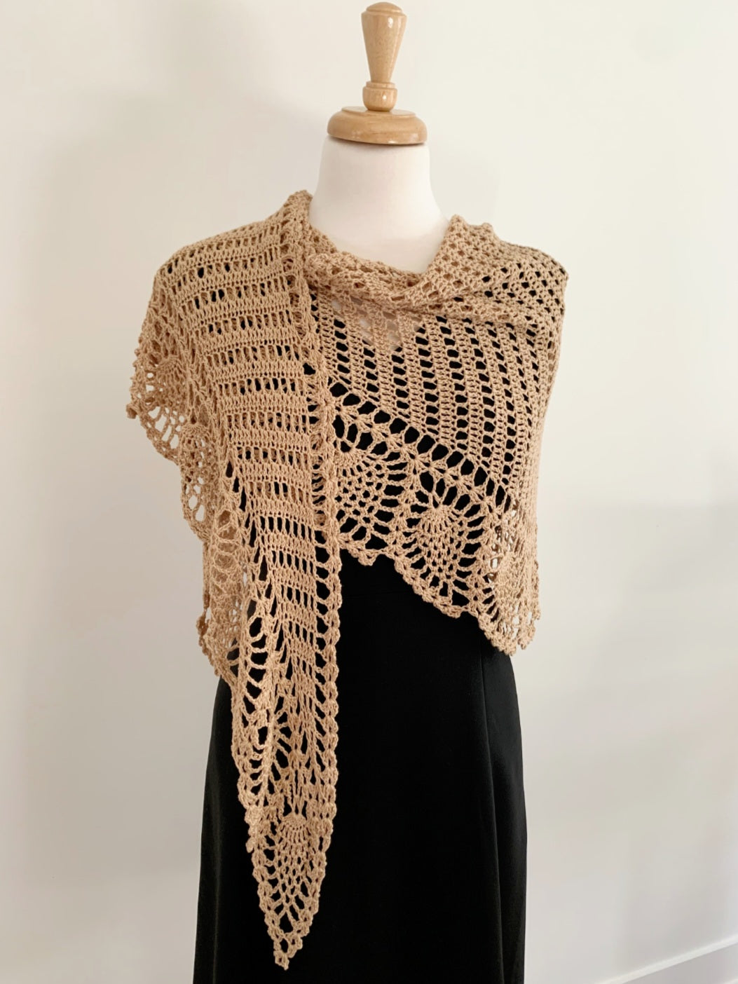 MPA - Beige crocheted shawl