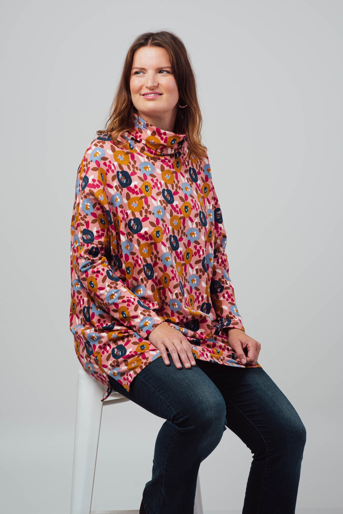 Robe/tunique Nadine à col souple, en fleuri naif