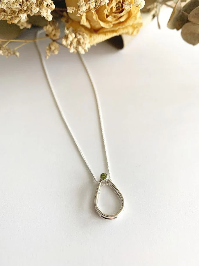 Sey Gou-02 double silver and peridot drop pendant