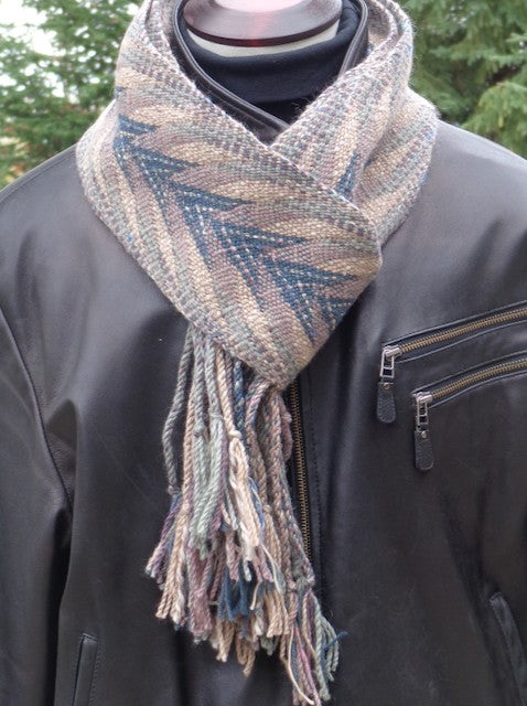 FLE - Foulard fléché no 92 par Catherine Lessard