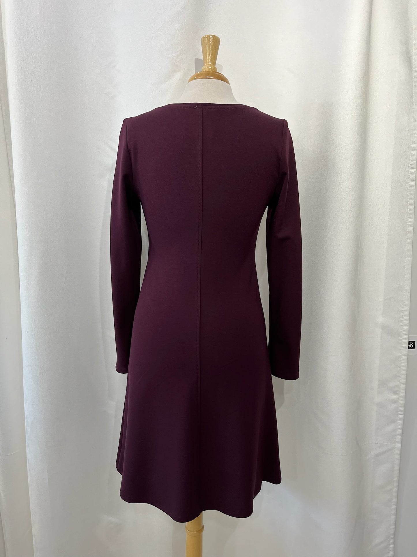 Robe Michelle bordeaux à manches longues