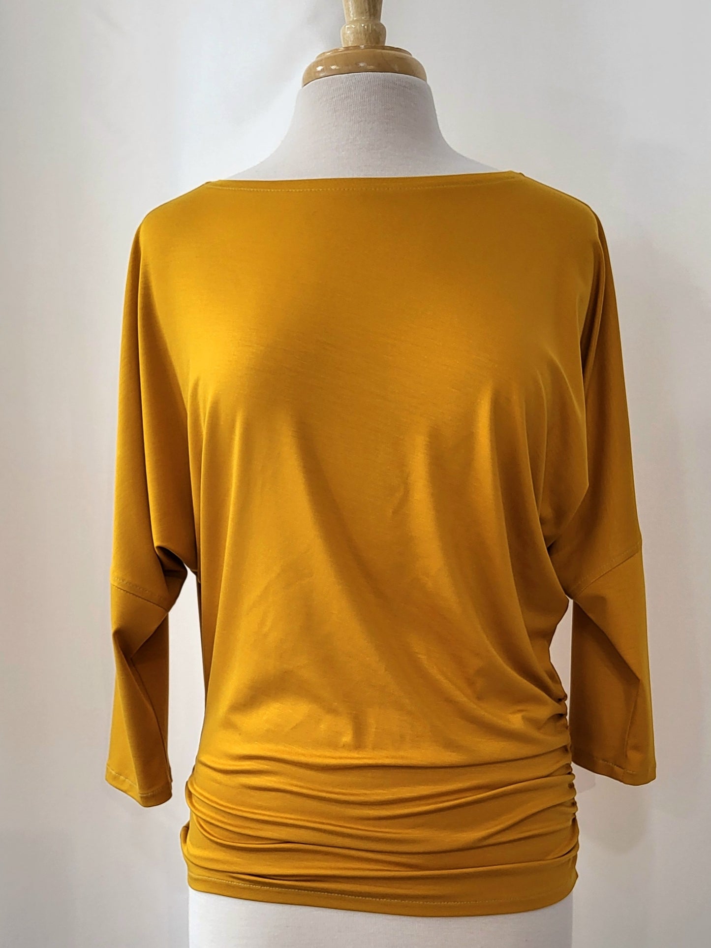 “Brigitte” top with 3/4 sleeves in bamboo jersey.