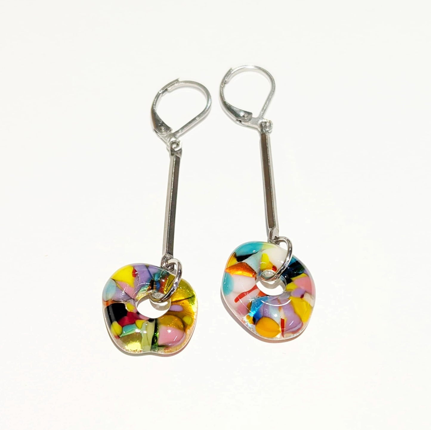 Boucles d'oreilles colorées en verre fusionné - Laparé bijoux.