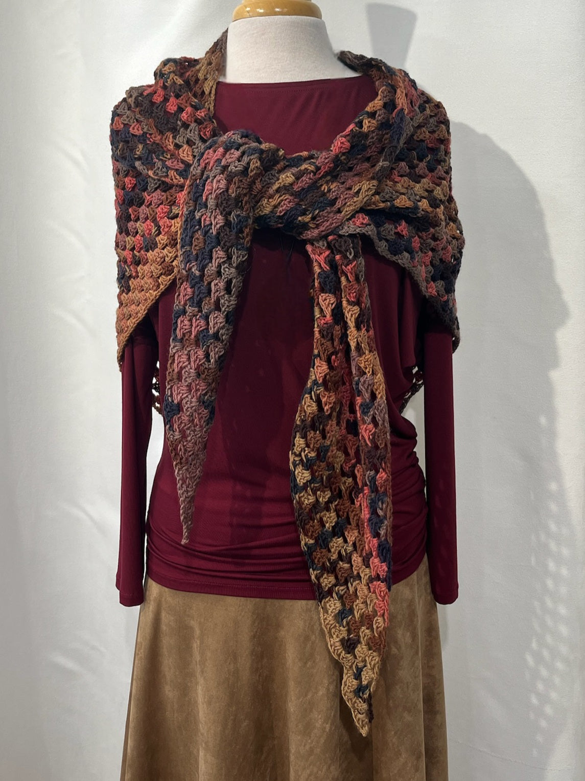 MPA - Châle Hurricane tricoté au crochet 2 choix de couleur