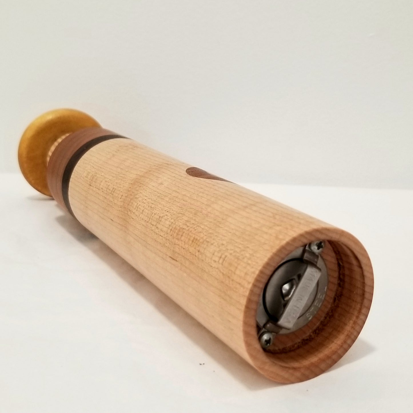JPD - "Hat" pepper mill