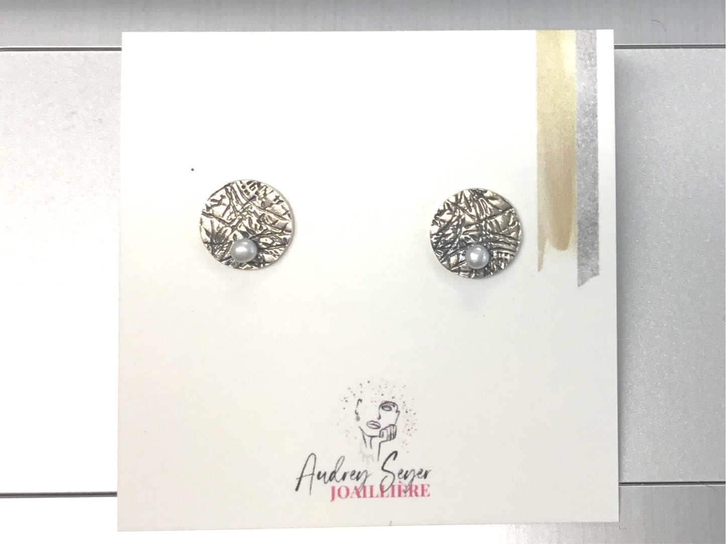 Boucles d'oreilles argent et perle. H193 - Christine Mercier atelier-boutique