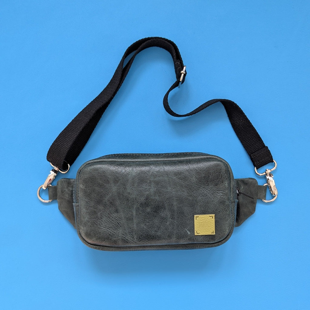 Leather bell bag - Mino leather goods