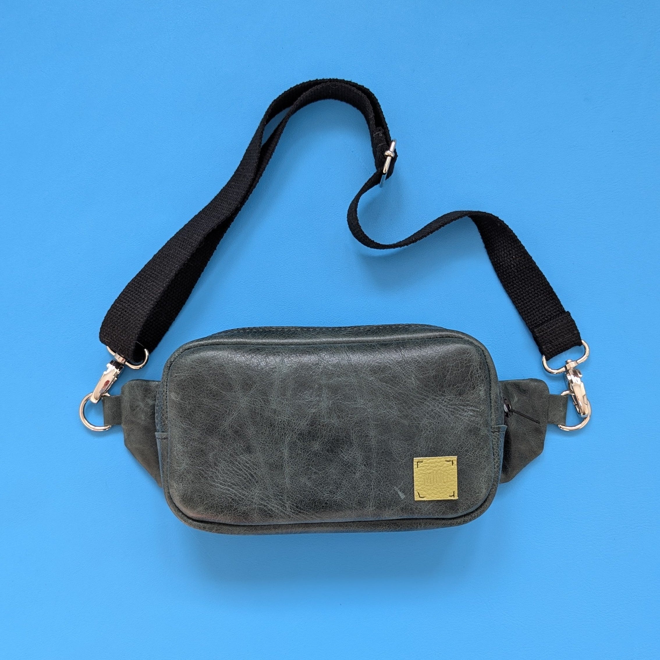 Leather bell bag - Mino leather goods