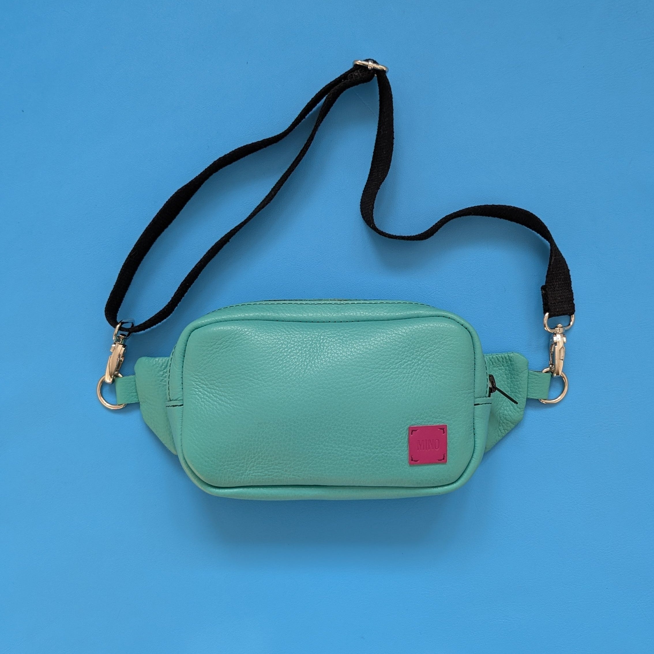Leather bell bag - Mino leather goods