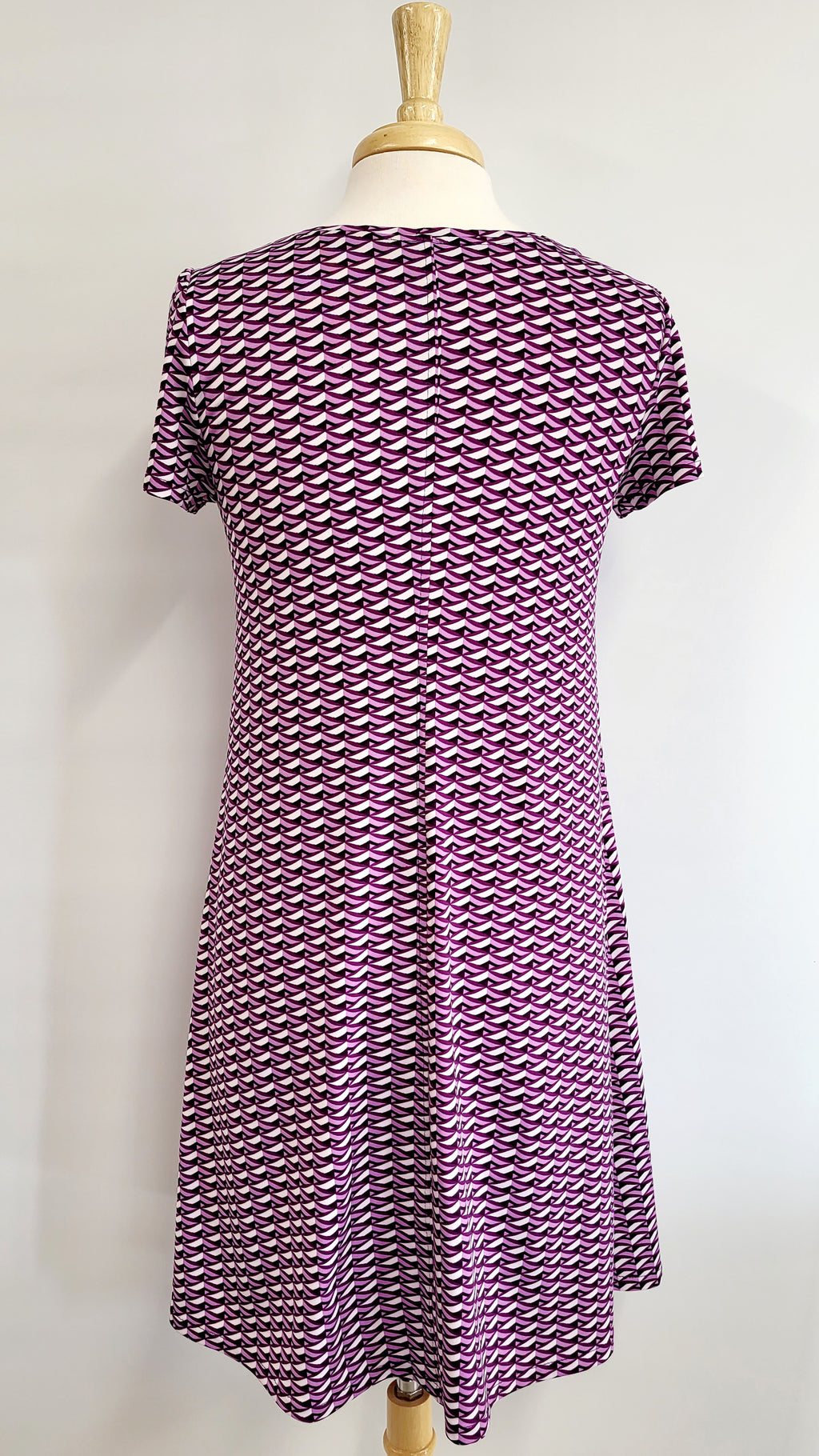Christine dress in polyester jersey, mauve-toned print.