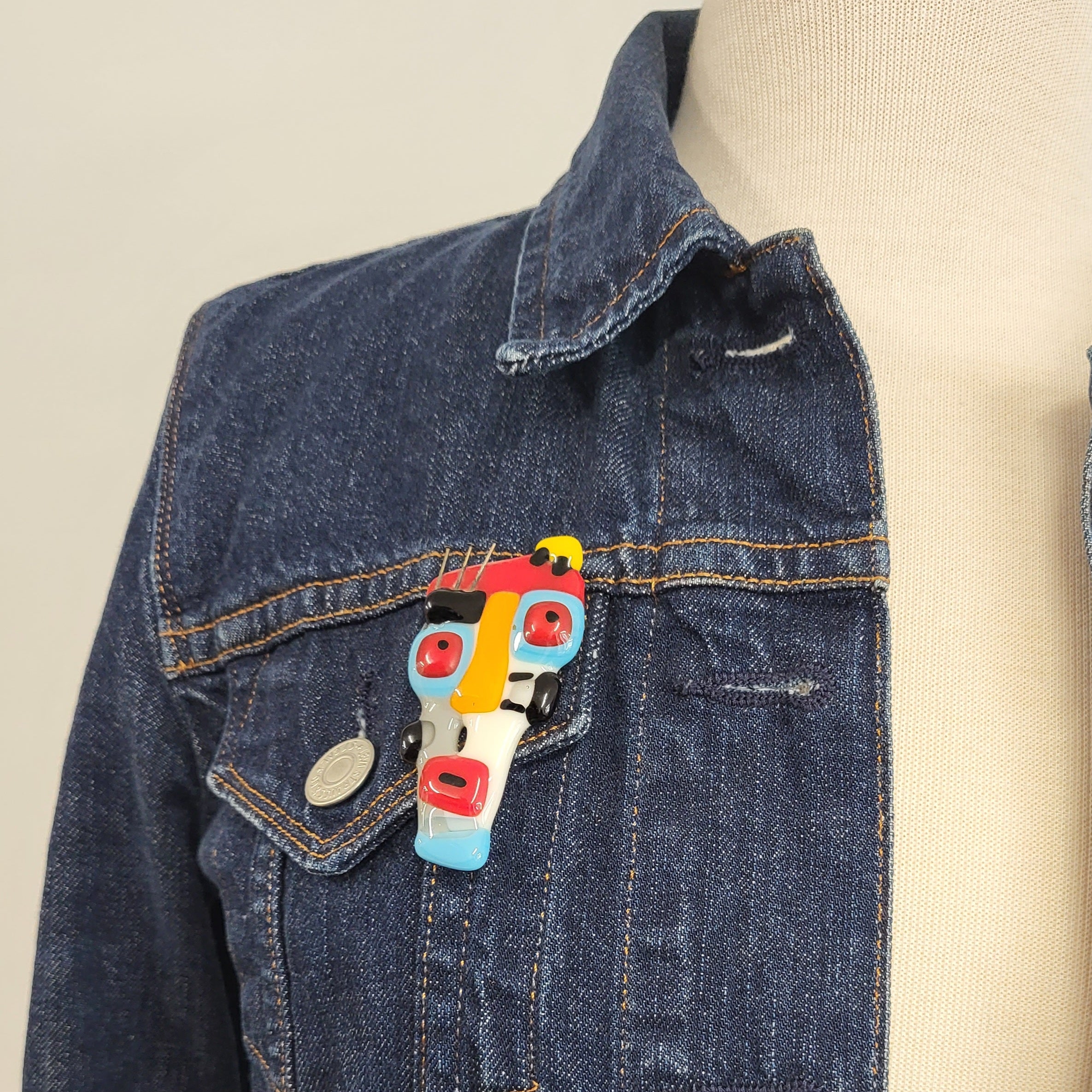LAP - Broche en verre fusionné d'inspiration cubiste. - Christine Mercier atelier-boutique