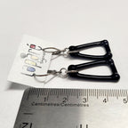 LAP - Boucles d'oreilles géométriques noires en verre fusionné.
