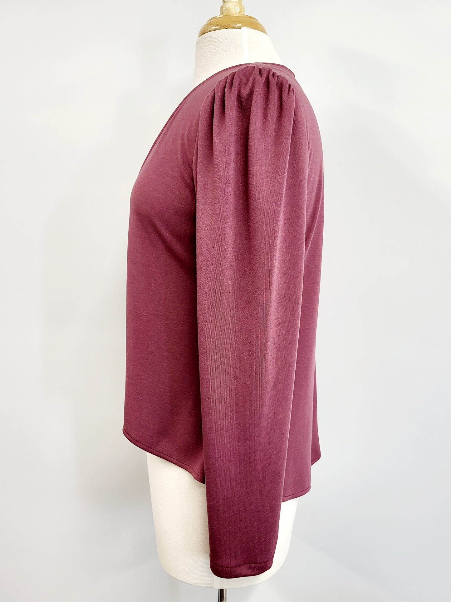 Twin set in soft antique pink knit