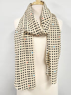 Foulard long en soie, crème et noir avec petites touches de couleurs