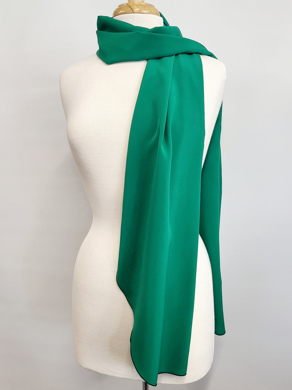 Foulard long en soie vert émeraude