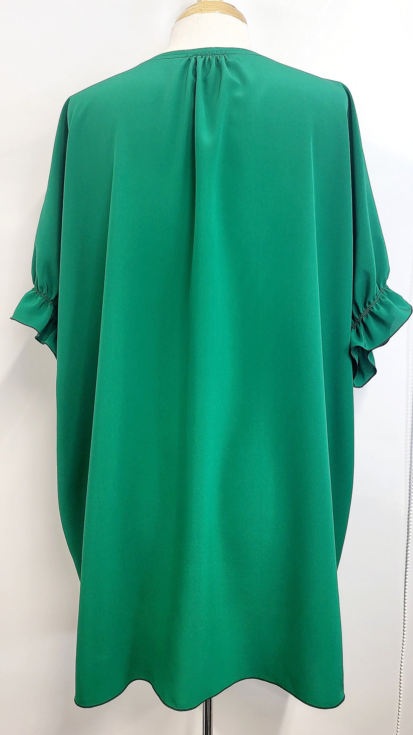 "Hélène" tunic in pure emerald green silk, one size