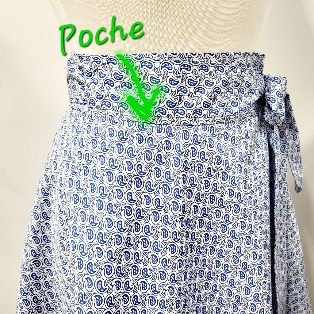 Jupe portefeuille en coton imprimé paisley bleu sur blanc