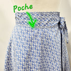 Jupe portefeuille en coton imprimé paisley bleu sur blanc