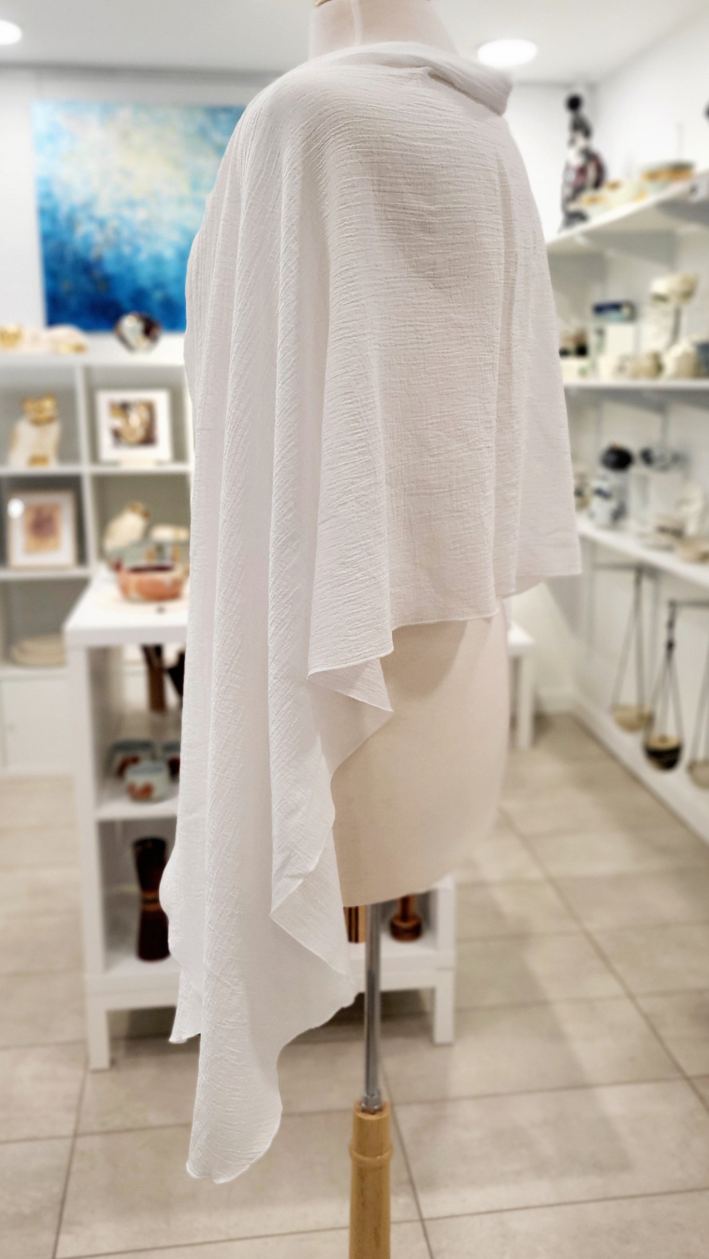Foulard long et léger en coton gaufré blanc