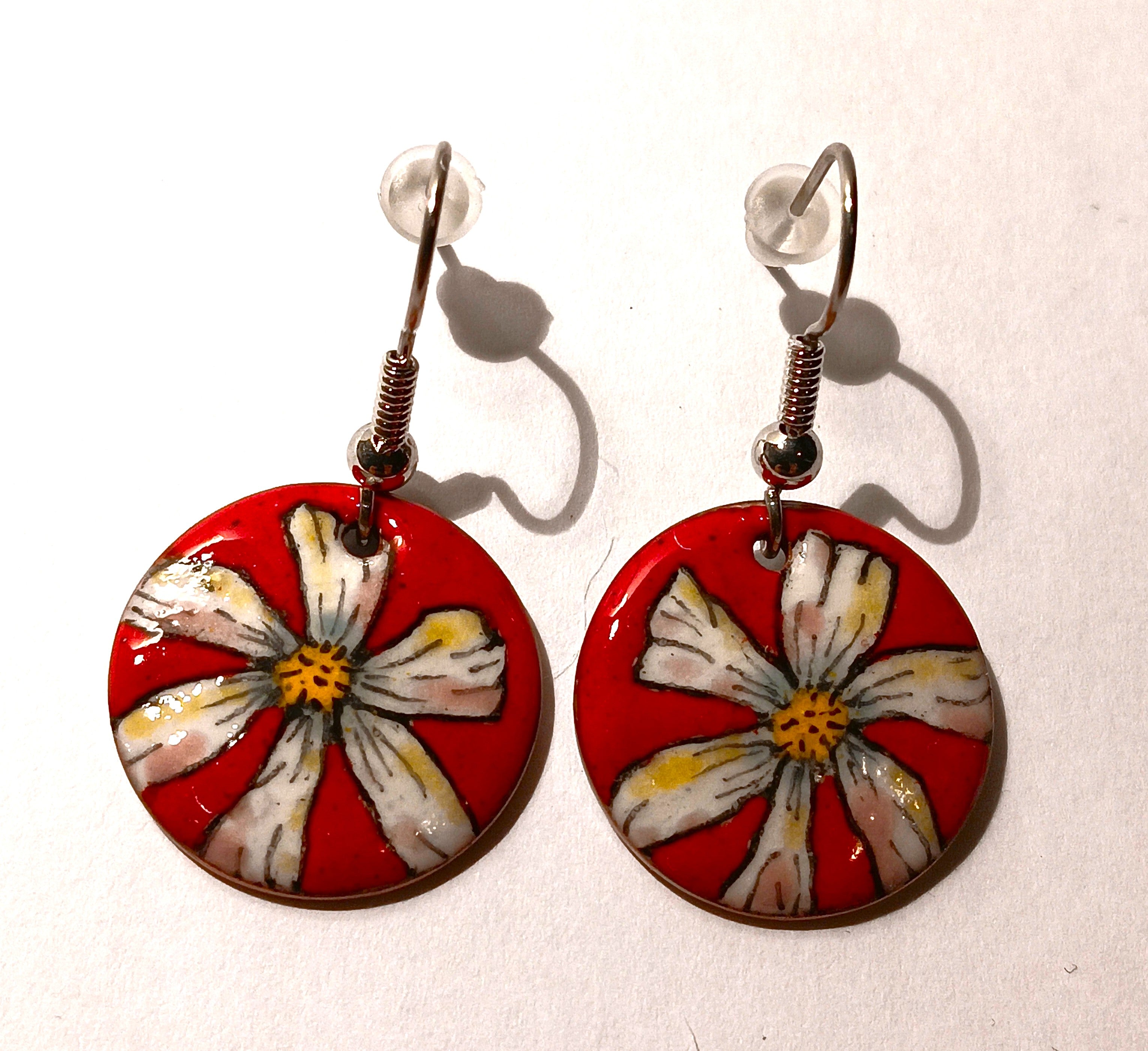 CHA - Boucles d’oreilles en émail sur cuivre - Collection Flora 2 rouge