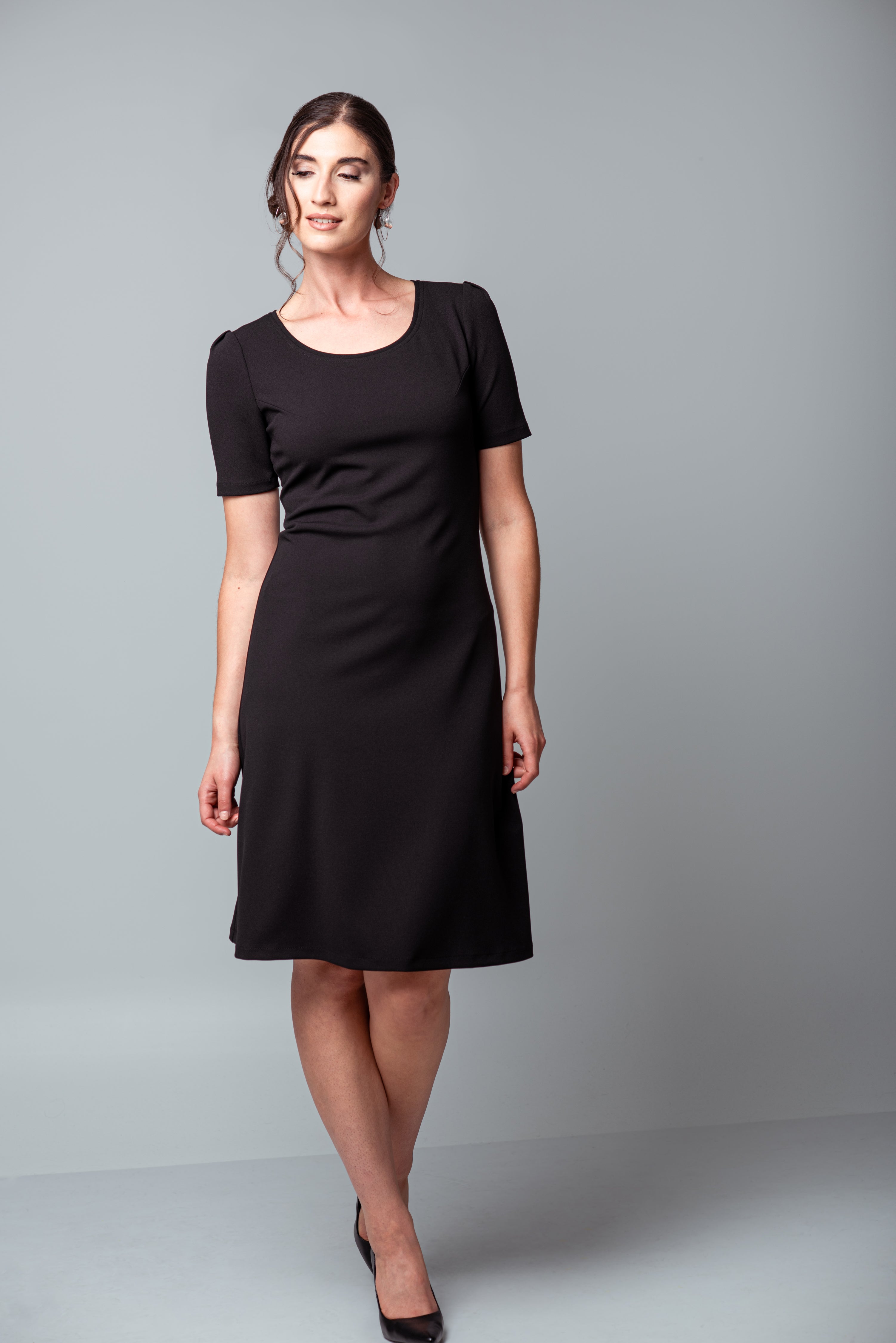 Robe Michelle longueur midi, manche à pli rond