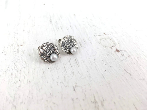 Boucles d'oreilles argent et perle.  H193 - Christine Mercier atelier-boutique