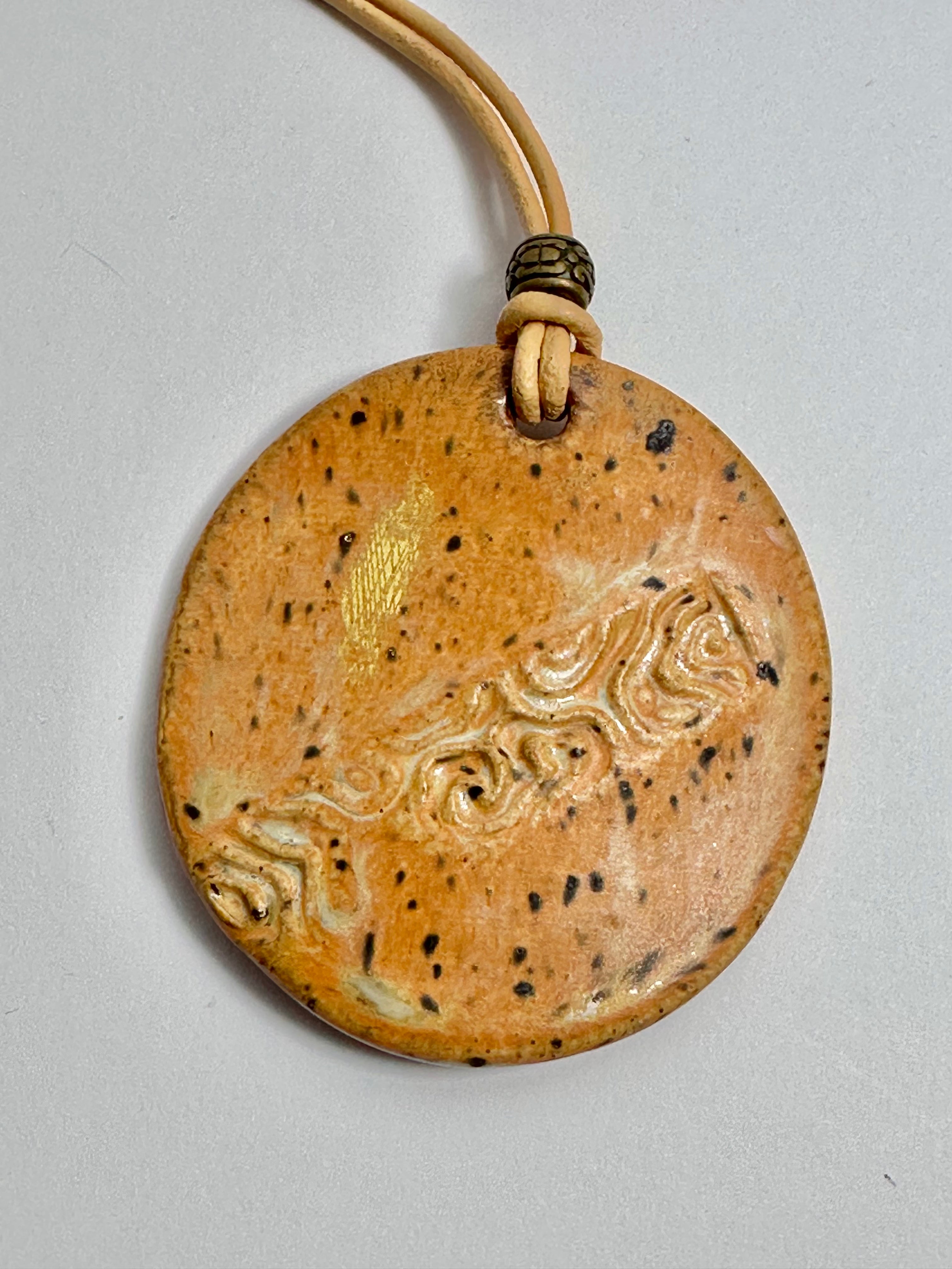 Pendentif - Collection Arenas - Coralie Huckel - Christine Mercier atelier-boutique