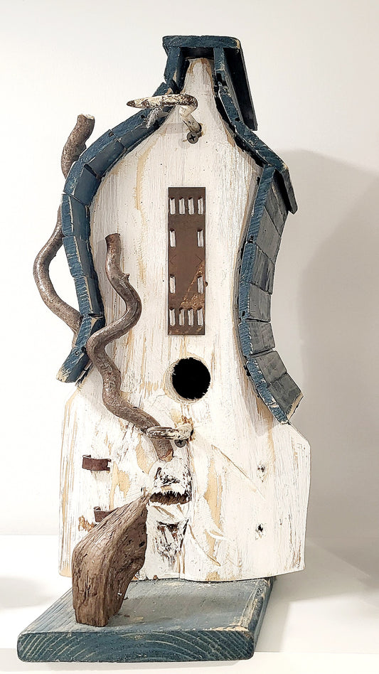 Cabane à oiseau en bois - Bertrand Massé