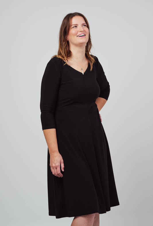 Robe ''Alice'' noire à manches trois-quart