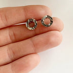 SEY - Vestes d'oreilles beigne et losange en argent sterling. PE23-02