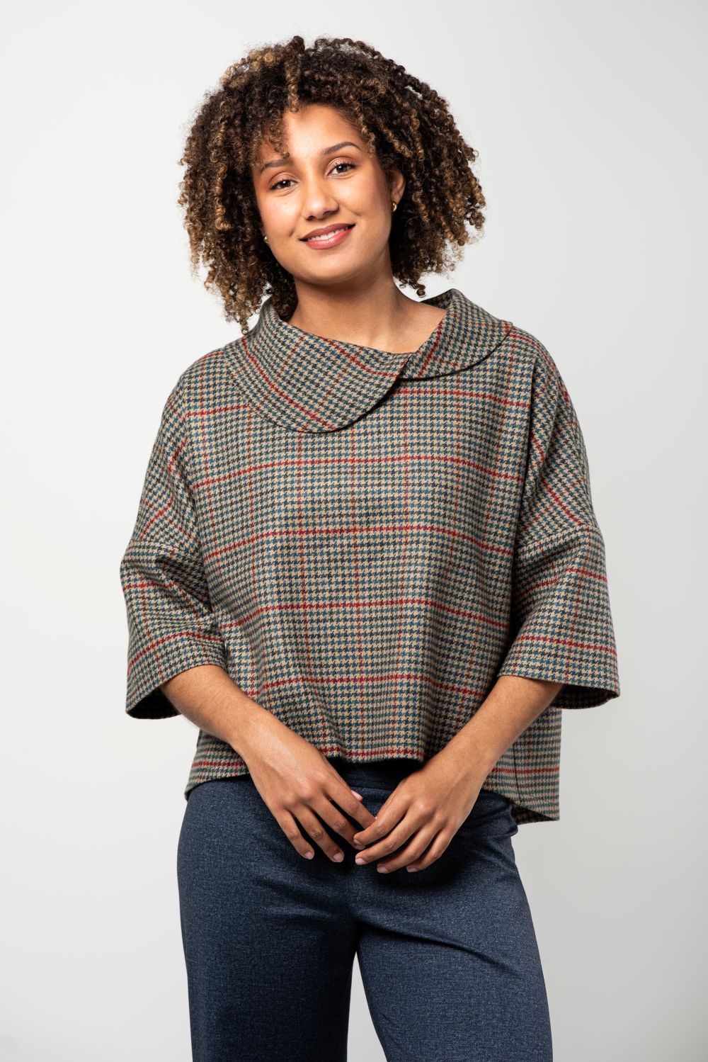 Pèlerine, veste pour femme en pure laine d'Écosse