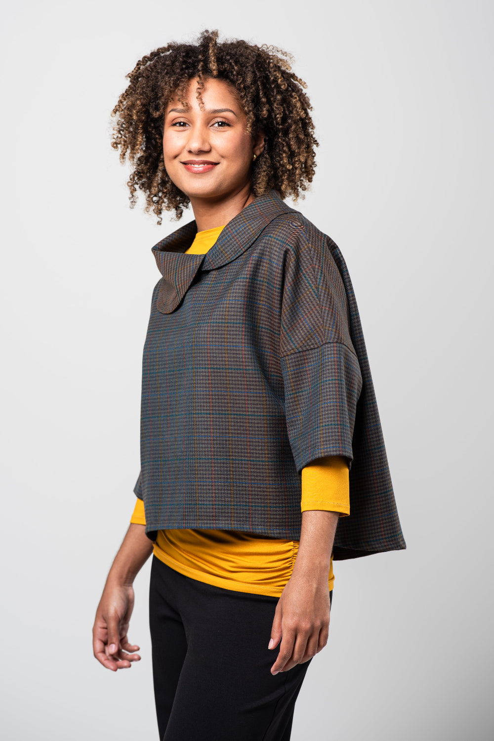 Pèlerine, veste pour femme en pure laine