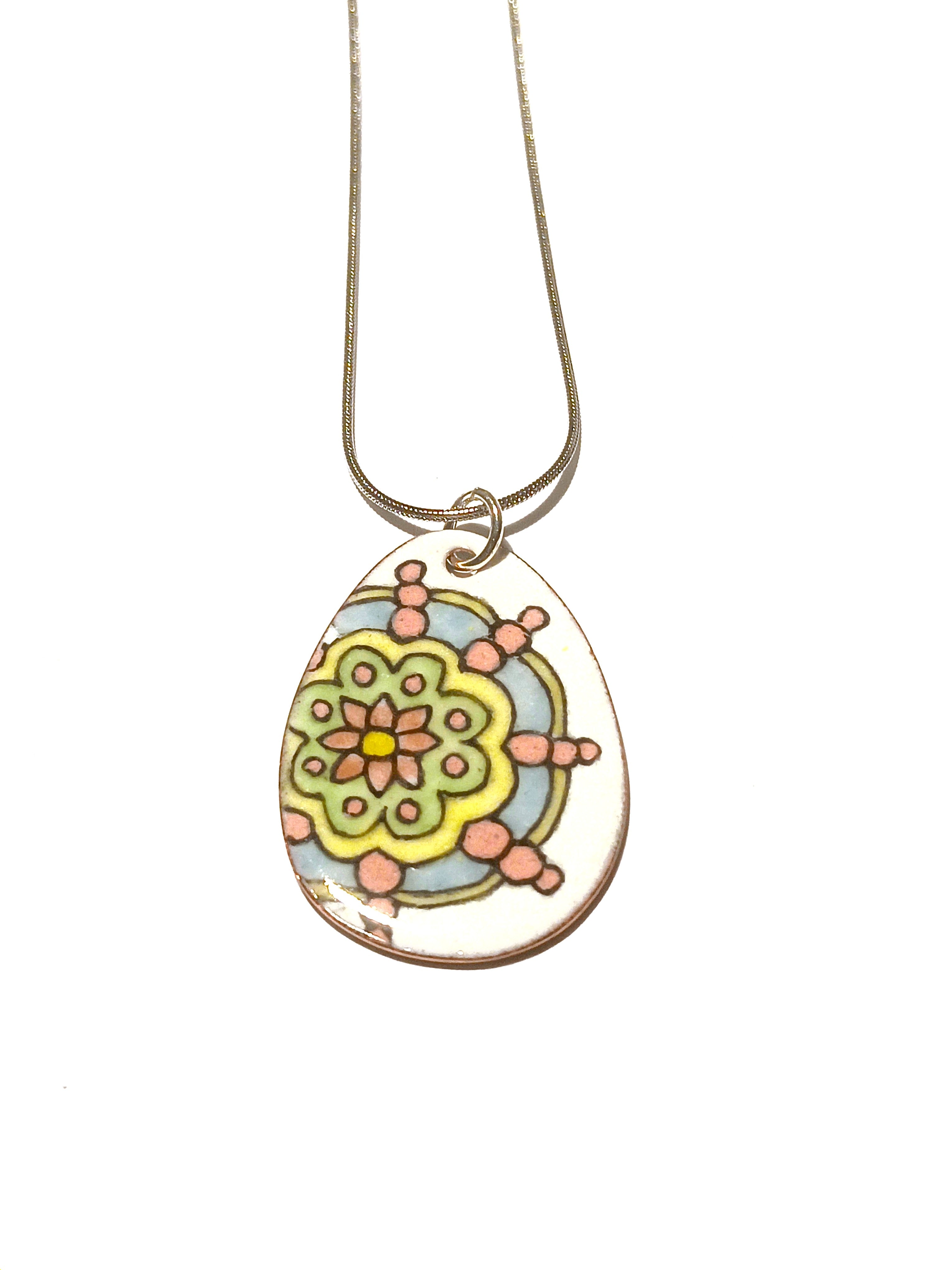 Pendentif (grand œuf) en émail sur cuivre - Collection Bella