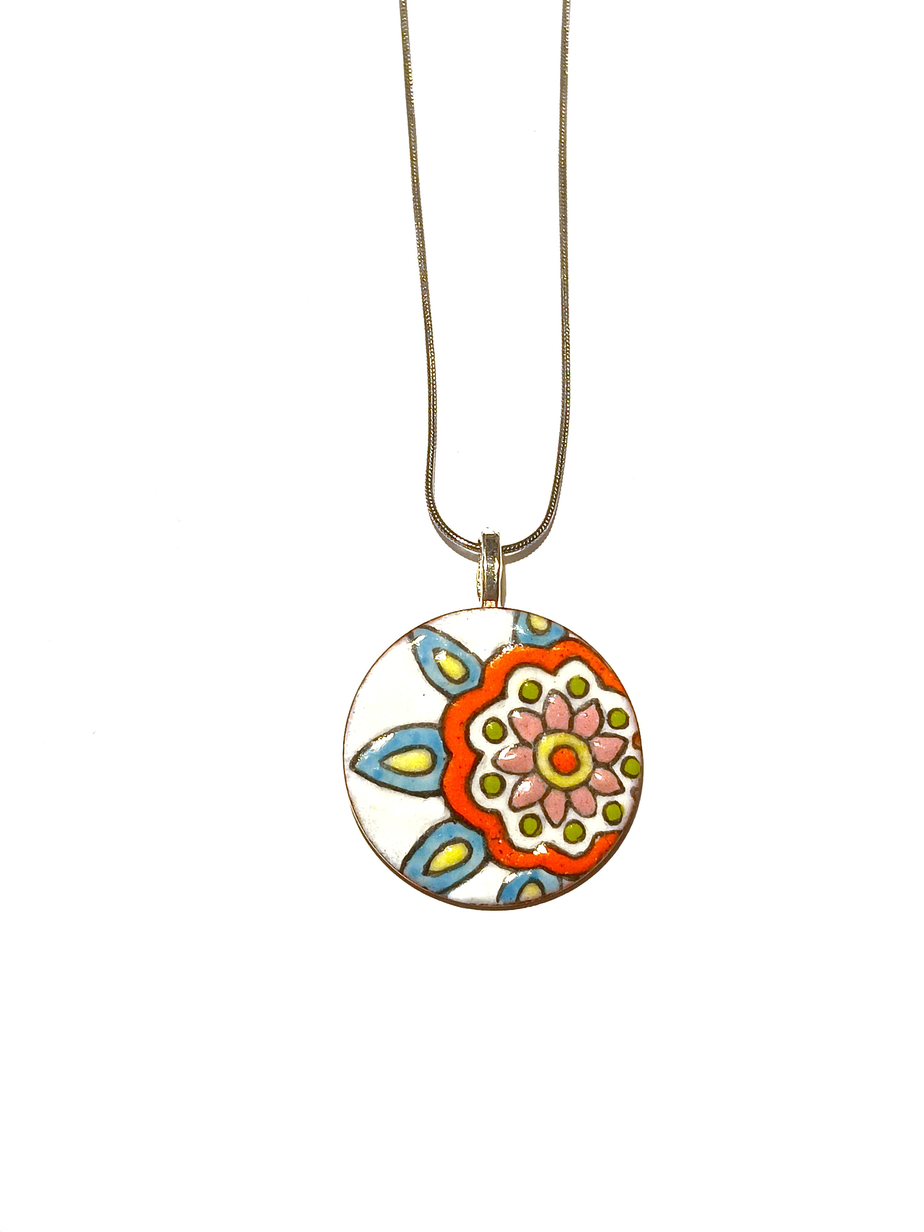 Pendentif (grand rond) en émail sur cuivre - Collection Bella