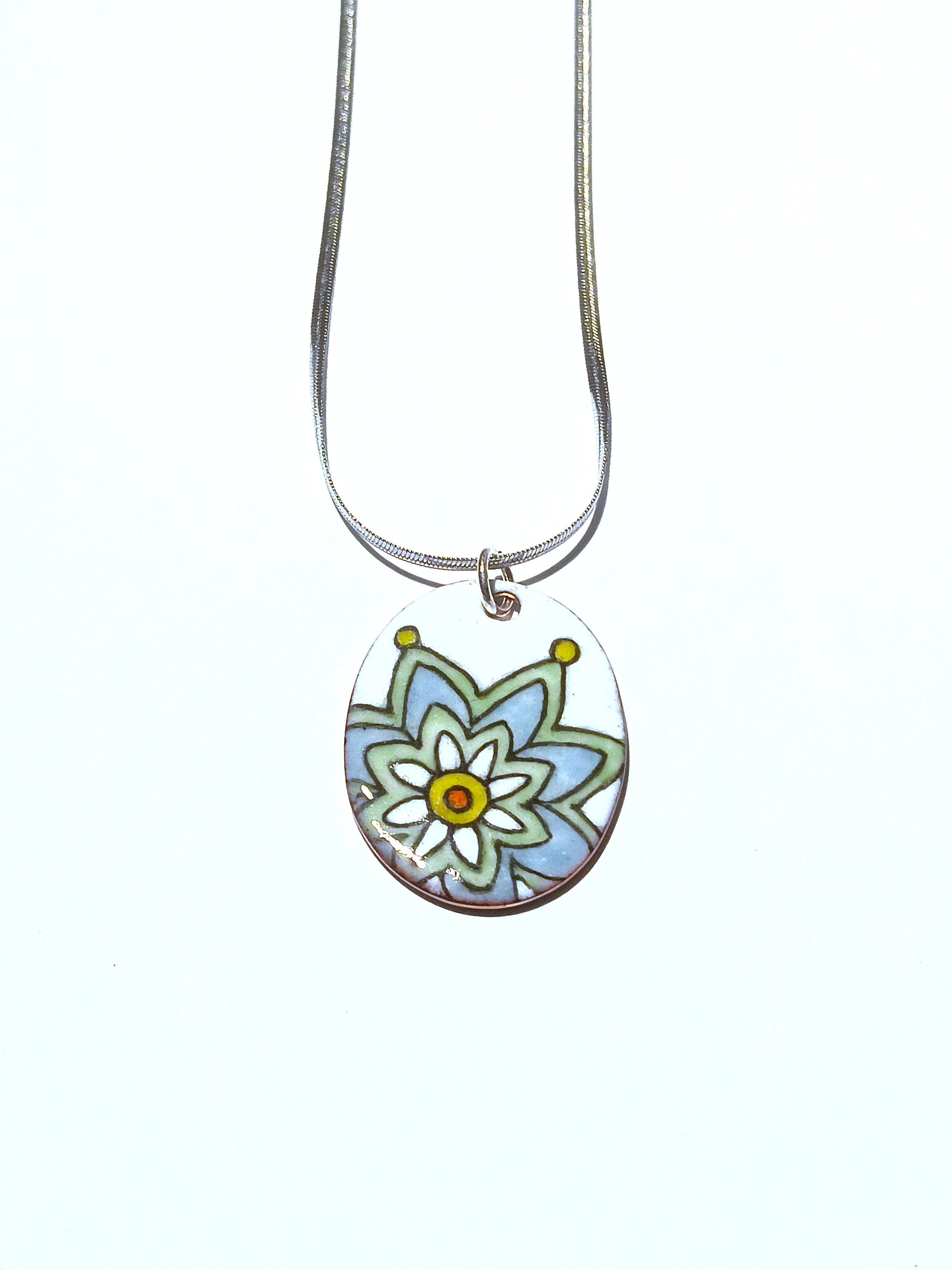 Pendentif (ovale) en émail sur cuivre - Collection Bella