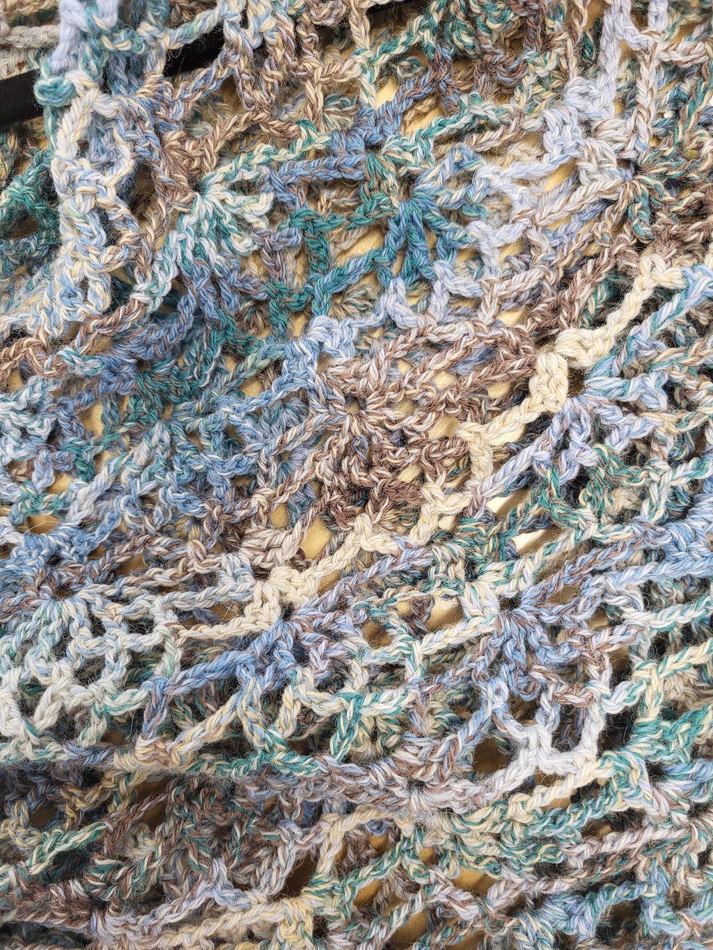 MPA - Châle triangle tricoté au crochet 2 choix de couleur
