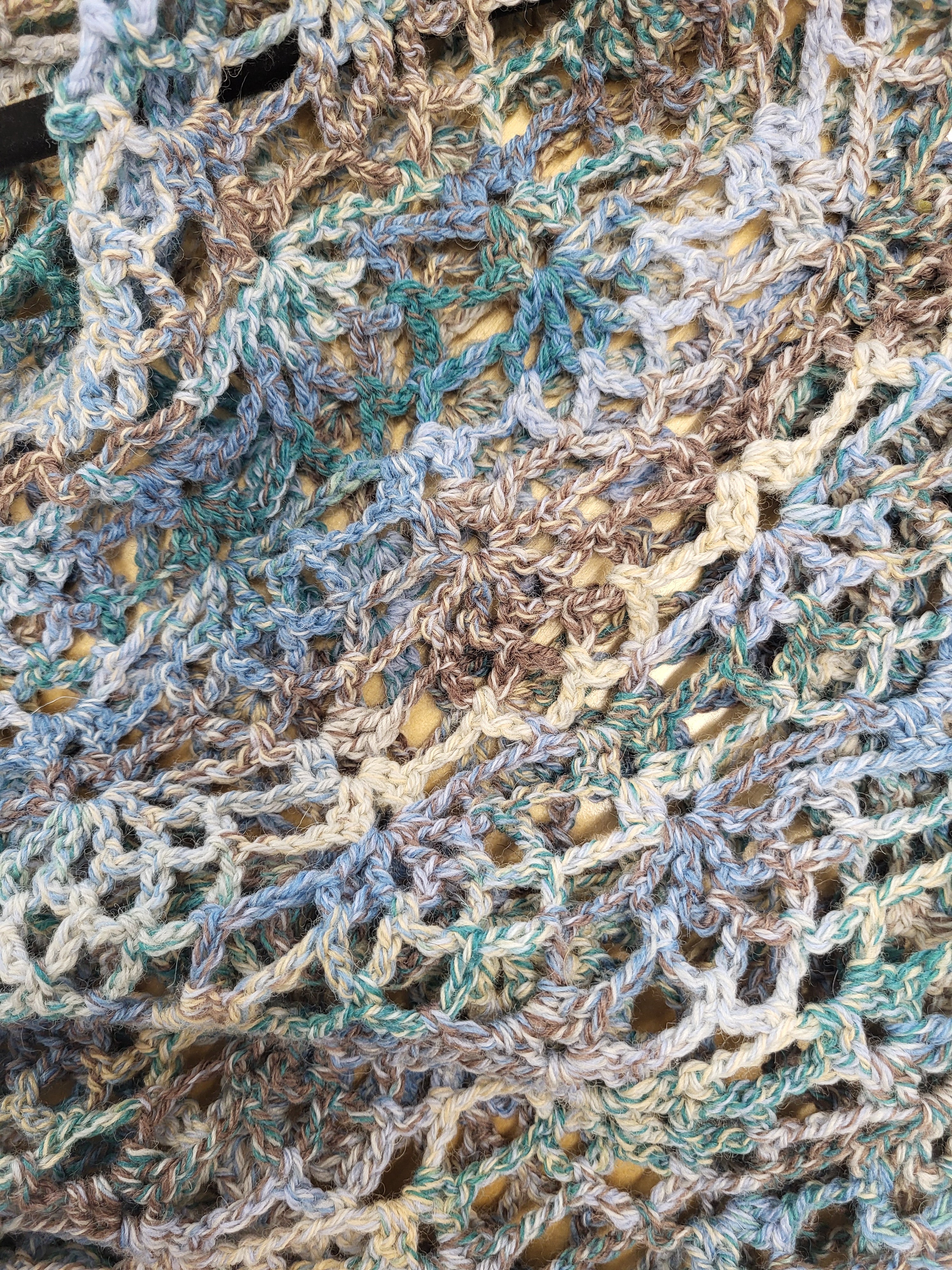 MPA - Châle triangle tricoté au crochet 2 choix de couleur