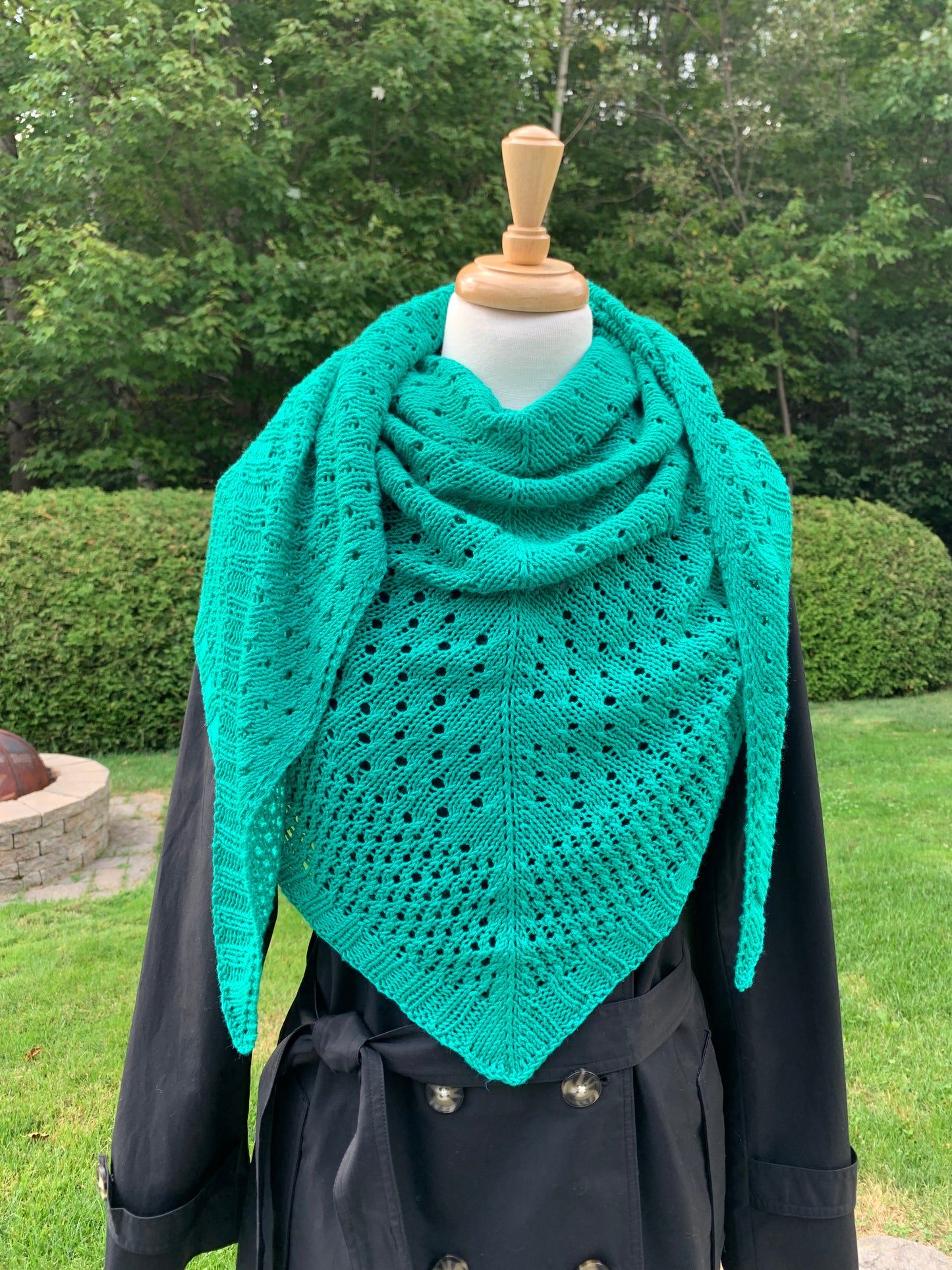 Châle tricoté à la main, de couleur émeraude vif