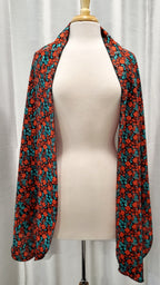 Foulard long en soie, fleuri rouge et turquoise sur fond noir