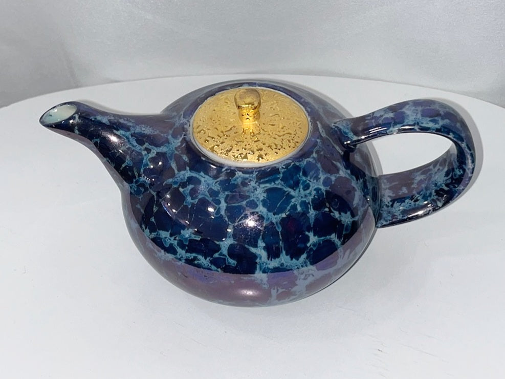 Blue and gold teapot - Pauline Pelletier ceramist