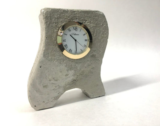 Horloge Pellerin en béton armé