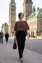 Tunique en soie, fleuri rouge et turquoise sur fond noir