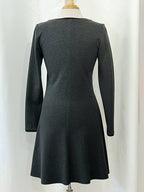 Robe Michelle grise à liséré noir