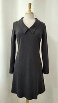 Robe Michelle grise à manches longues et col